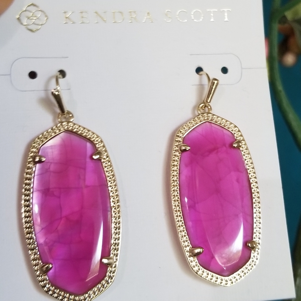NWT KENDRA SCOTT AZALEA ILLUSION ELLE EARRINGS
